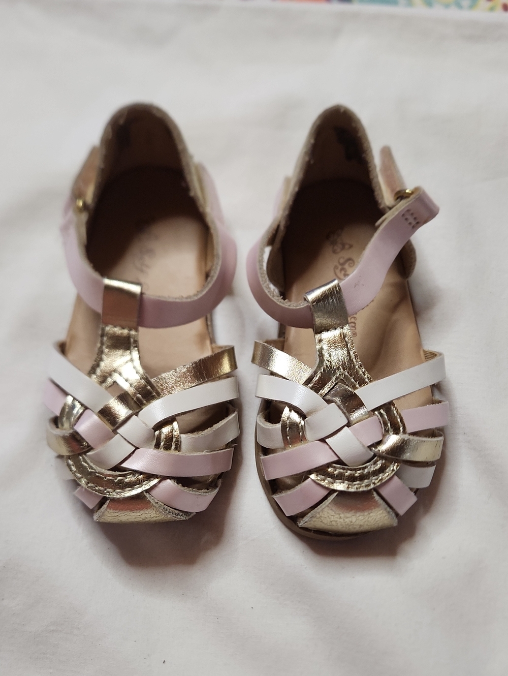 SELF ESTEEM sz 5 Pink ,gold And White Sandals Toddler Shoes  Baby Girls Clothes